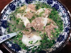 -老新隆牛肉锅贴(新街口店)