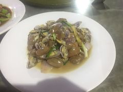 -四川小胡子海鲜(丁村万人海鲜广场店)