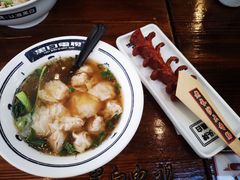 -黑白电视长沙小吃(美林M·LIVE天地东座店)