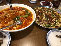 -邱金小炒·30 年盐帮江湖菜(自贡店)