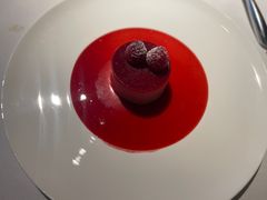 覆盆子慕斯蛋糕-Oyster Talks 四度蚝法餐厅