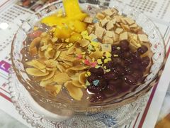 -捷信牛奶甜品世家(学府店)