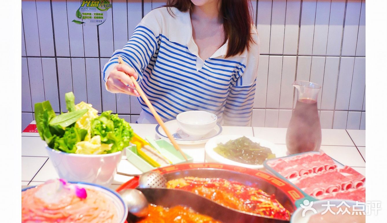 广州探店｜快来打卡这家超级巴适的火锅店
