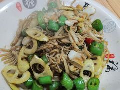 -何永光123鲜牛肉馆(1号店)