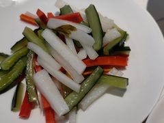 -阿瓦山寨·湘菜现炒·剁椒鱼头王(咸阳总店)