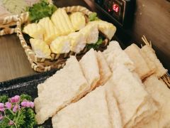 -湊湊火锅·茶憩(打浦桥日月光店)