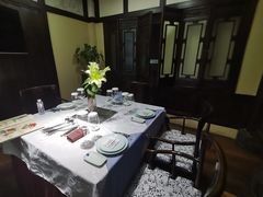 -宽坐河鲜馆(凤城九路店)