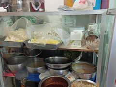 -玲玲米粉·新疆现炒米粉(大十字总店)