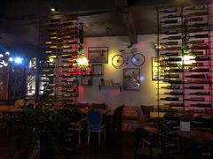 -拾光音乐餐酒吧(告庄星光夜市店)