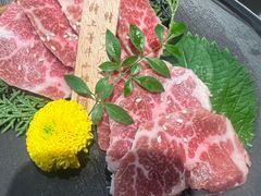 -山川小町·极番烧肉(新地假日广场店)