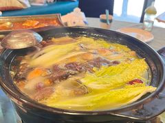 -香巴拉云南餐厅(华莱坞店)