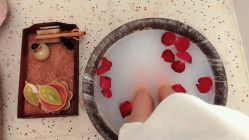 -琦品高端嫩肤经络私佳美场