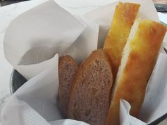餐前面包-Macarena 玛卡莲娜西班牙餐厅