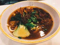 麻辣牛根腩刀削面-刕舙馫面馆