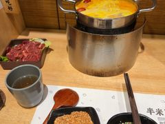 -独食火锅·半米屋台(直营总店)