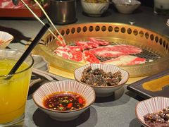 -铭牛烧肉·和牛海鲜自助(高新月牙湖店)