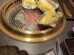 -铭牛烧肉·和牛海鲜自助(高新月牙湖店)