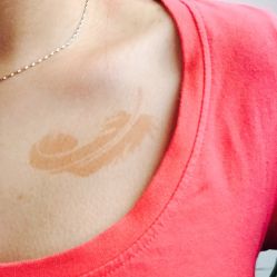 -鳌首刺青纹身 穿孔饰品店