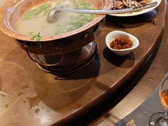 -海拉尔蒙古包(房山长阳总店)