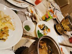 -雍和会海鲜姿造自助(湖东路店)