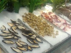 -金滏山烤肉·海鲜·火锅自助餐厅(襄阳万达店)
