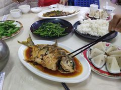 -小辣妹川味海鲜加工店(第一市场椰风巷店)