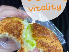 蒜香肠仔包-顶东面包花园·生日蛋糕(太平店)