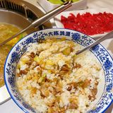 火锅当然要吃现切牛肉啦！