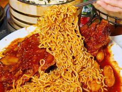 -喇喇排骨火锅·传统韩式脊骨汤(望京西园总店)