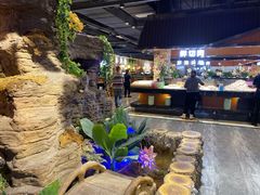 -九寸花汀海鲜烤肉自助(中东迪克店)