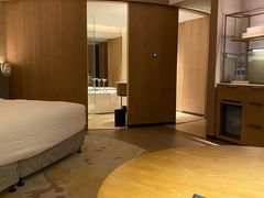 -上海佘山世茂艾美酒店