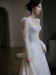 点击看大图 -Renee芮亦婚纱
