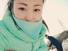 -秦皇古道滑雪场