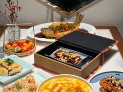 -假装苏杭·迎春花与梅(陆家嘴中心店)