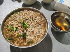 -正宗杨记普洱酸醋米线(总店)