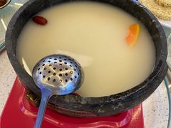 -墨脱石锅椰子鸡•海鲜糟粕醋(榆亚路店)