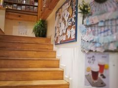 -猫的天空之城概念书店(丽江古城饮玉巷店)