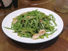 -东口码头·烧鸽子·鱼头泡饼·地方菜(金鹰悦城店)