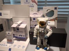 -目艮眼镜SHOWROOM(品牌集合店)