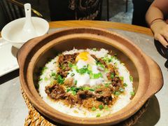 窝蛋牛肉煲仔饭-啫神·广州地标美食(北京路店)