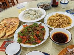 -鹤乡东北菜(崮山路店)