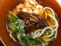 花溪牛肉粉-黔香阁(大上海时代广场店)