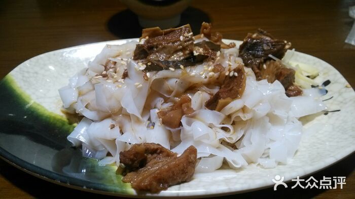 黄均记陈村粉(凤山东路店)牛腩清拌陈村粉图片