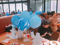 -东方明珠·可口可乐欢乐餐厅