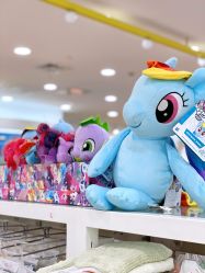 -爱婴室(上海紫荆广场店)