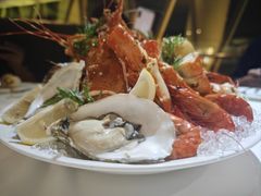 -广州塔卢特斯法国旋转餐厅