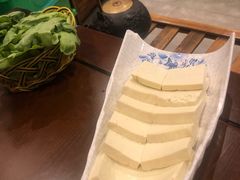 -亿诣蝎府炸酱面羊蝎子火锅(酷车小镇店)