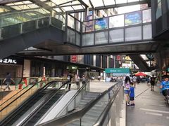 -江燕路万科里