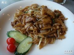 干炒牛河-多多旺港式茶餐厅(新区店)
