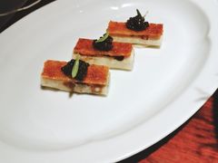 鱼子酱脆皮松板肉-解香楼(八盘岭路店)